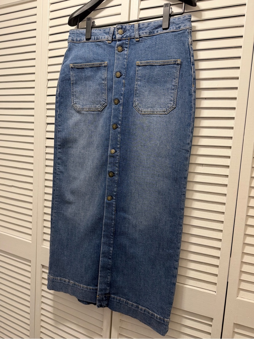 Anthropology Pilcro Button-Front Midi Denim Skirt in Blue - Picture 5 of 13